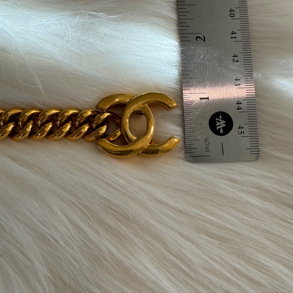 CHANEL CC Logo Turn Lock Motif Chain Bracelet - Picture 8 of 9